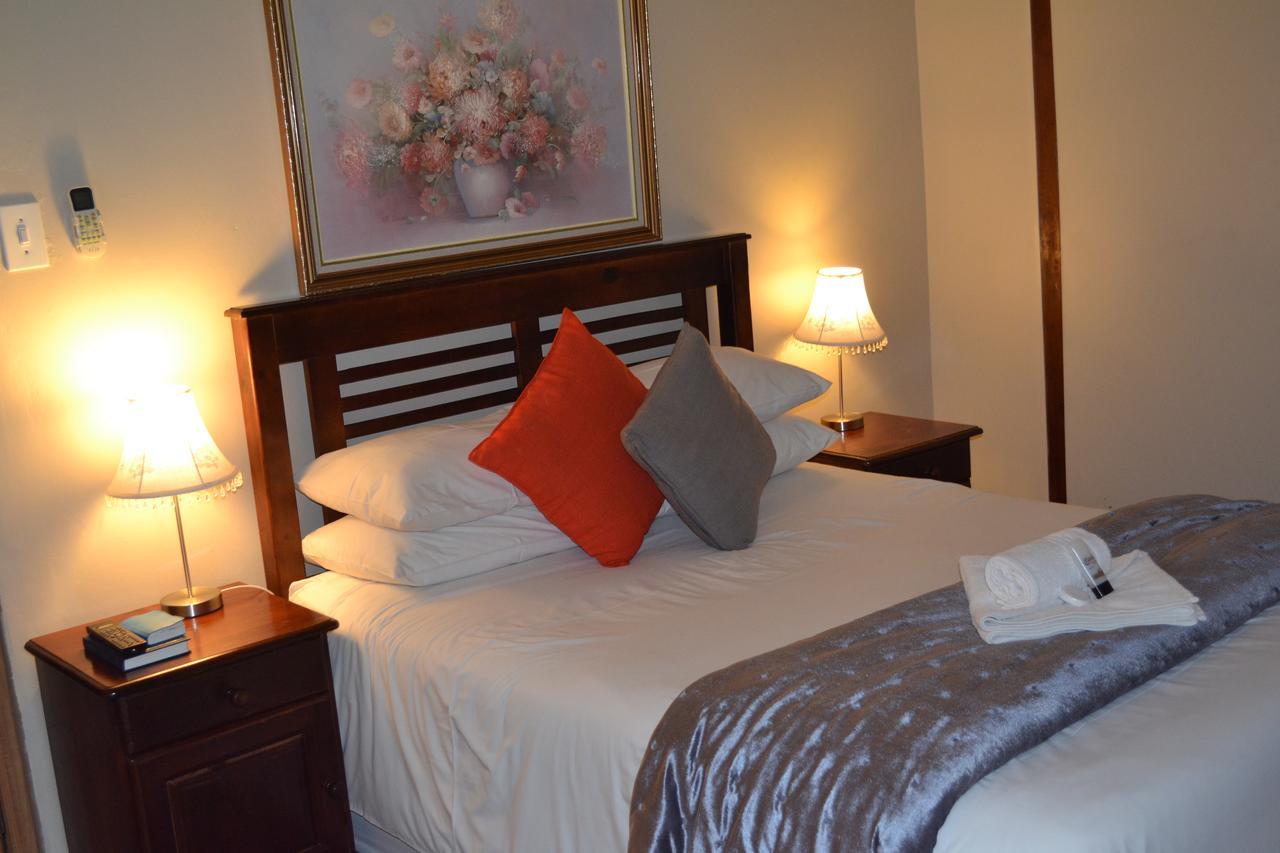 Castello Guesthouse Vryburg Exterior photo